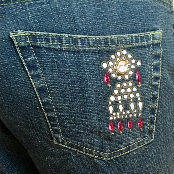 Swarovski Crystal Adorned Jeans 25-26. Soft flare - Picture 6 of 8